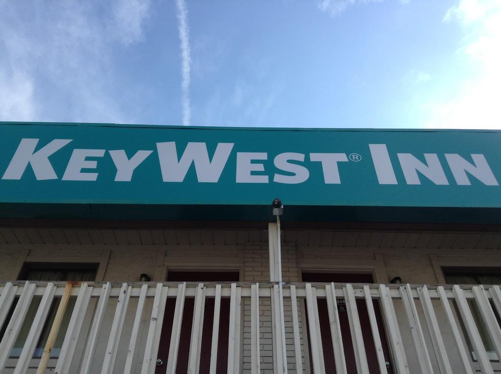 Key West Inn - Hobart Merrillville Exterior foto